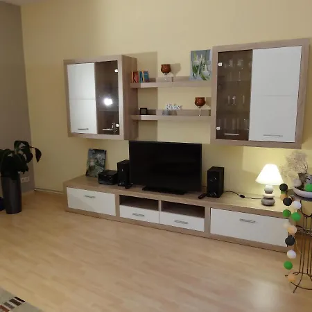 Unter Dem Lustgarten