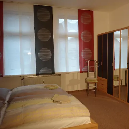 Unter Dem Lustgarten